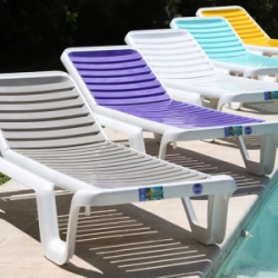 Reposera Plastica VOSS 2000 Hawaii Blanca y Amarilla